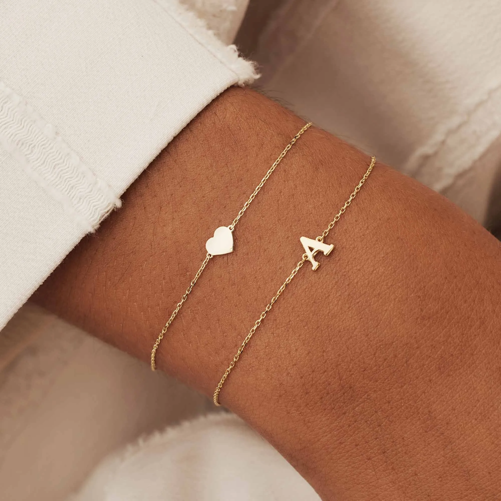 Belleville Amore 14 karat gold bracelet with heart