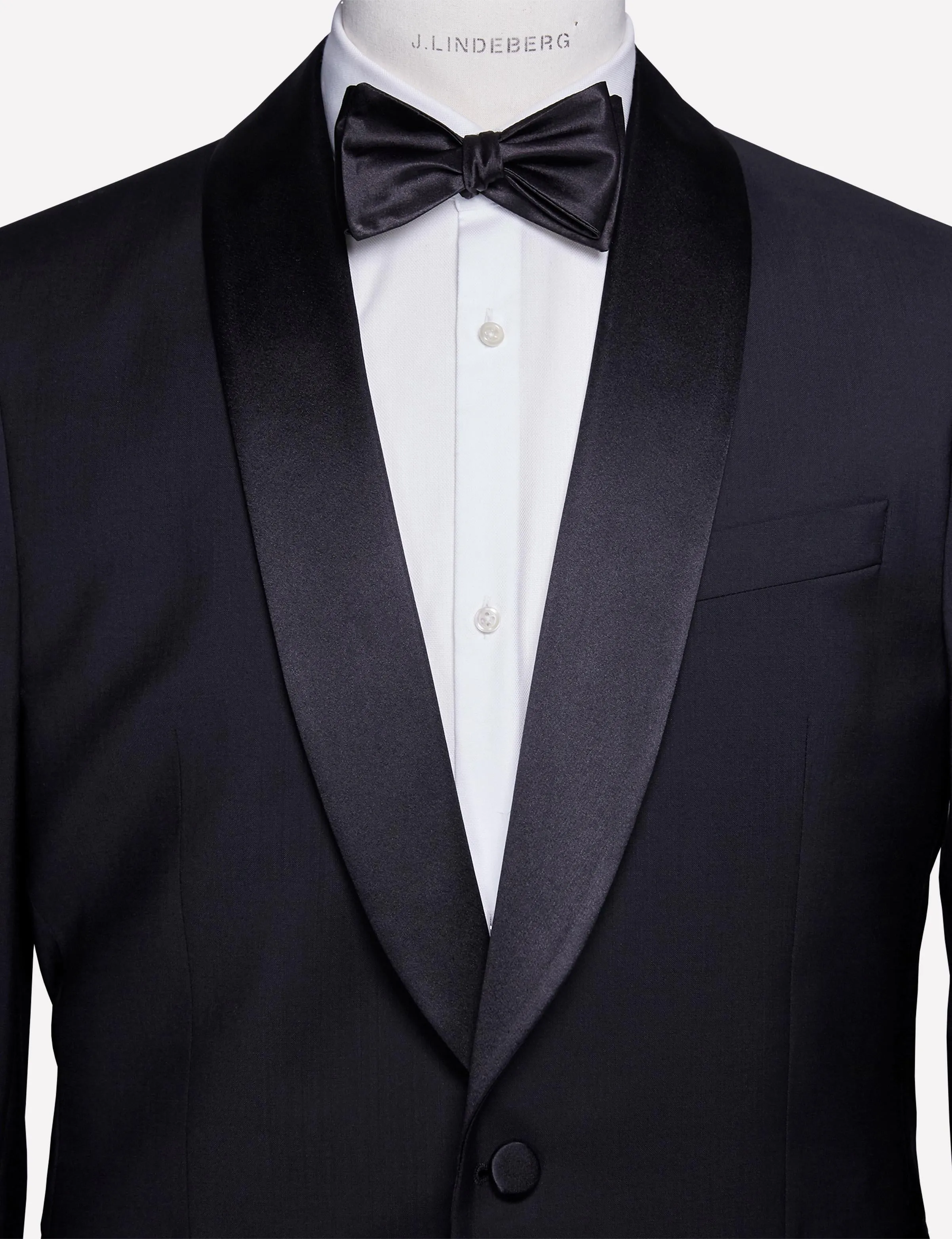 J.Lindeberg Mens Classic Black Satin Open Bow-Tie for Evening Events