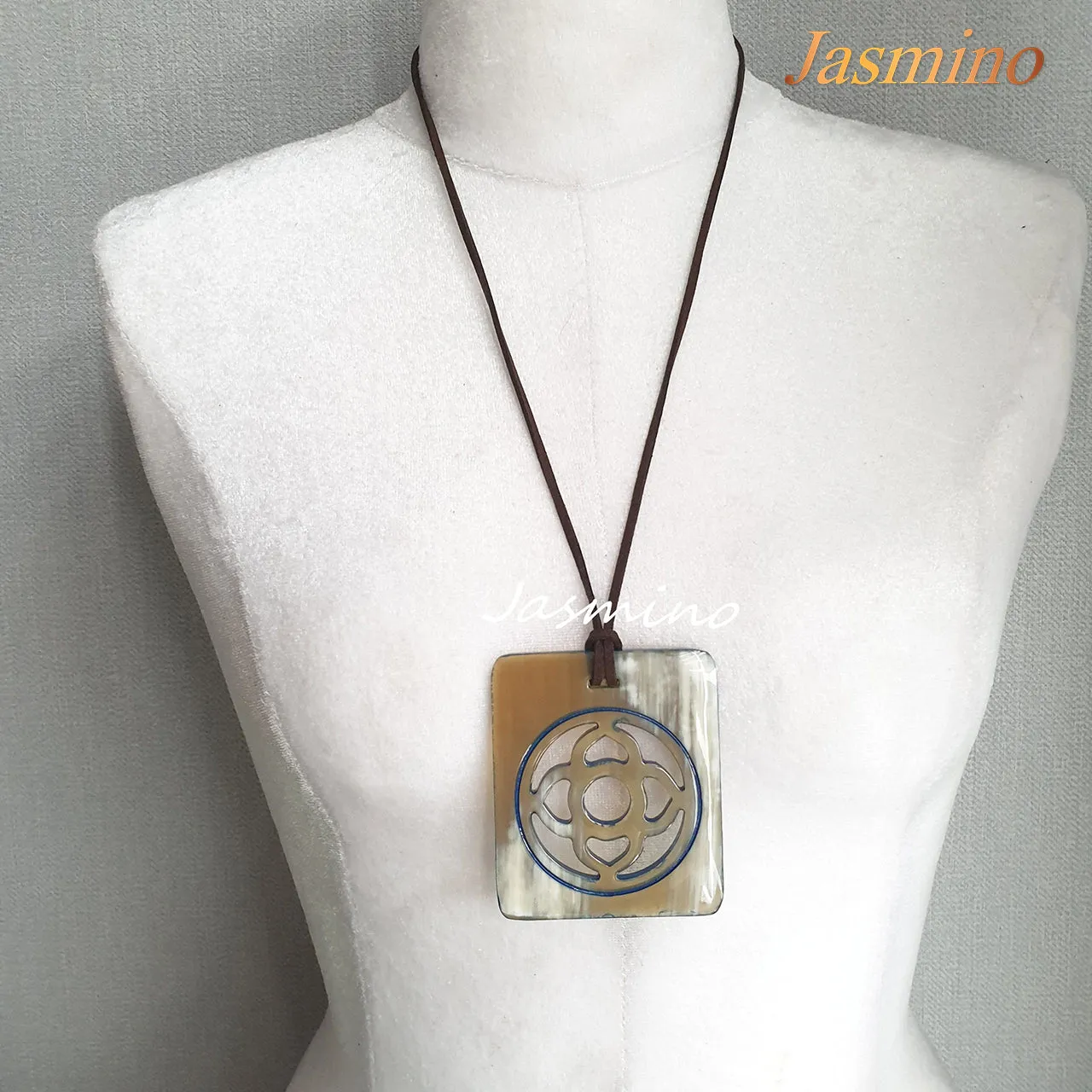 Rectangular Buffalo Horn Pendant J17769, Made by Natural Horn and Lacquer
