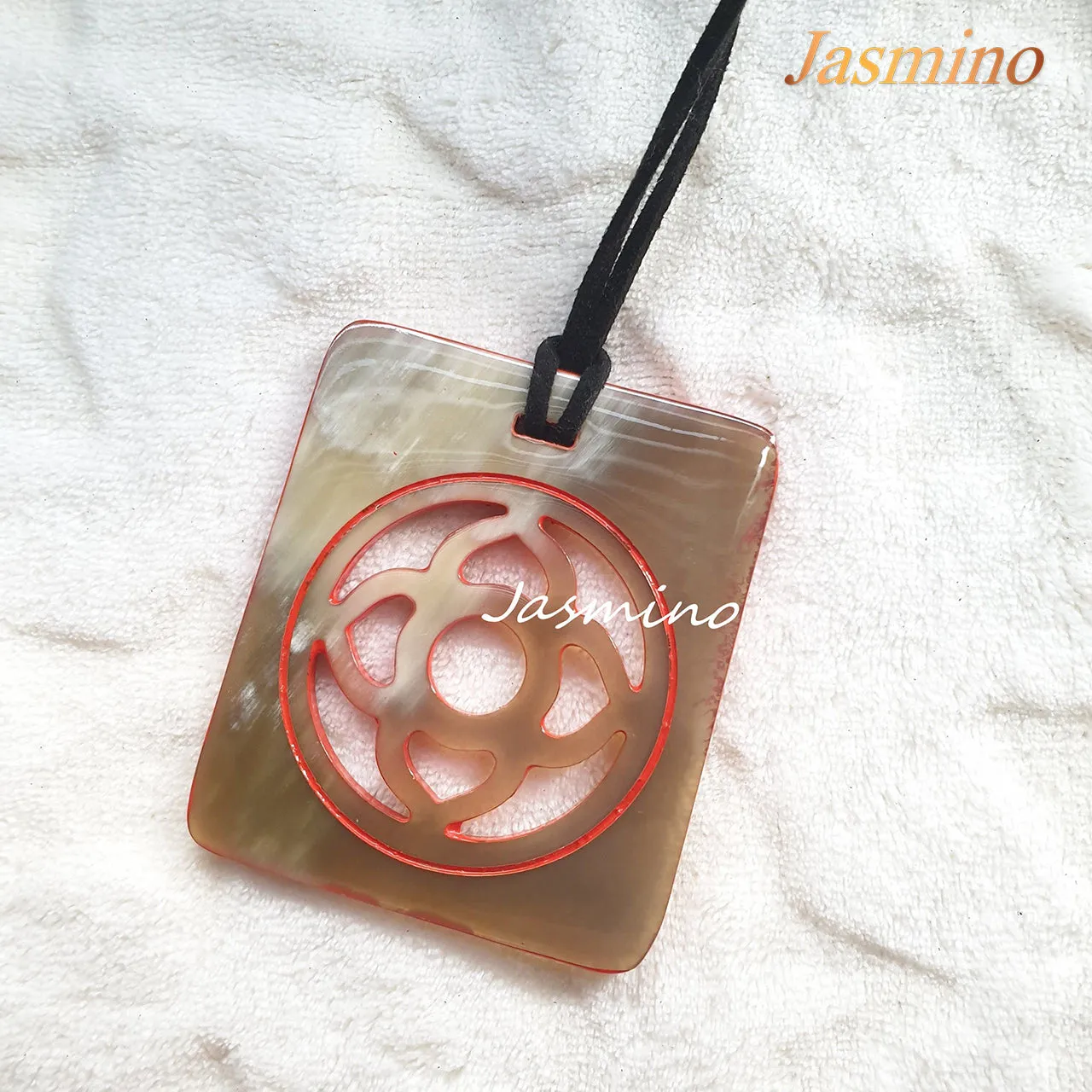 Rectangular Buffalo Horn Pendant J17769, Made by Natural Horn and Lacquer